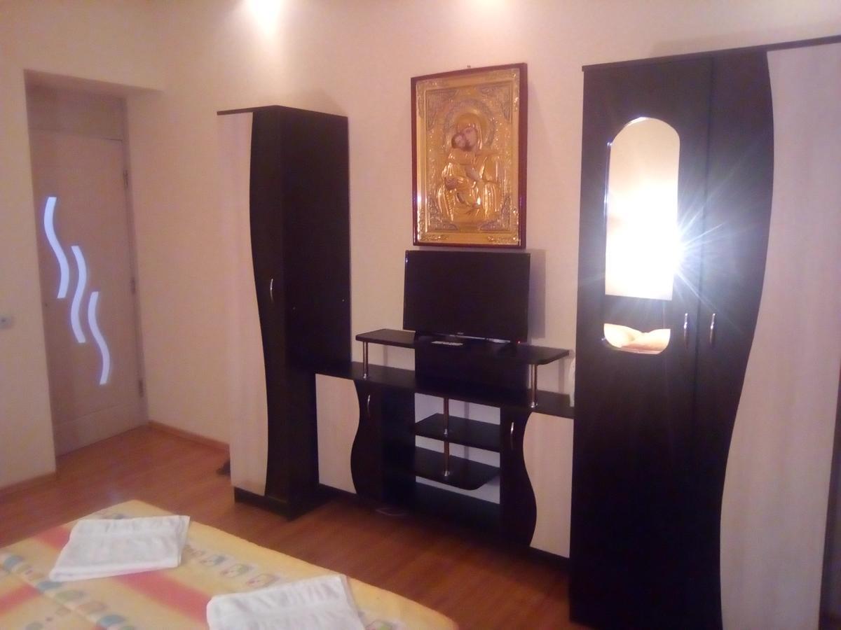 Casa Ovi Si Simo Hotell Haţeg Exteriör bild